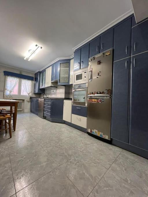 Apartamento Peris Gijón Exterior foto
